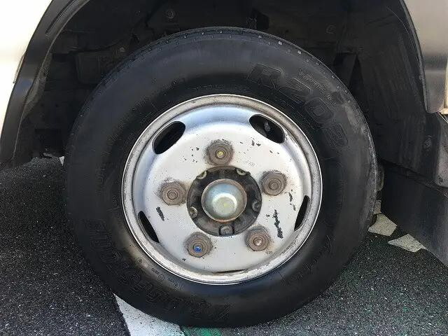 いすゞエルフダブルキャブ（Wキャブ）小型（2t・3t）[写真29]