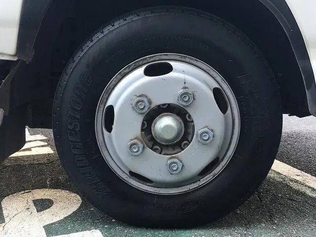 いすゞエルフダブルキャブ（Wキャブ）小型（2t・3t）[写真30]