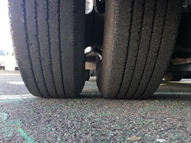 いすゞエルフダブルキャブ（Wキャブ）小型（2t・3t）[写真32]