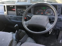 いすゞエルフダブルキャブ（Wキャブ）小型（2t・3t）[写真35]