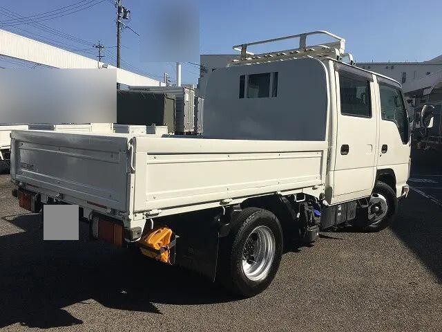 いすゞエルフダブルキャブ（Wキャブ）小型（2t・3t）[写真04]