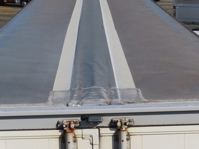 三菱ふそうスーパーグレートアルミウイング大型（10t）[写真09]