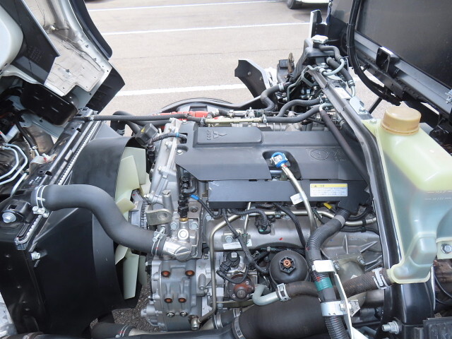 三菱ふそうキャンターセーフティローダー小型（2t・3t）[写真13]