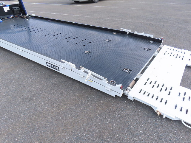 三菱ふそうキャンターセーフティローダー小型（2t・3t）[写真27]