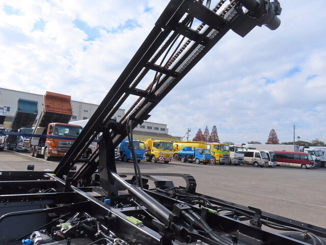 三菱ふそうキャンターセーフティローダー小型（2t・3t）[写真35]