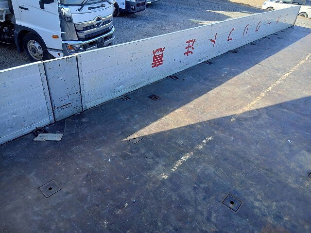 いすゞギガアルミブロック大型（10t）[写真07]