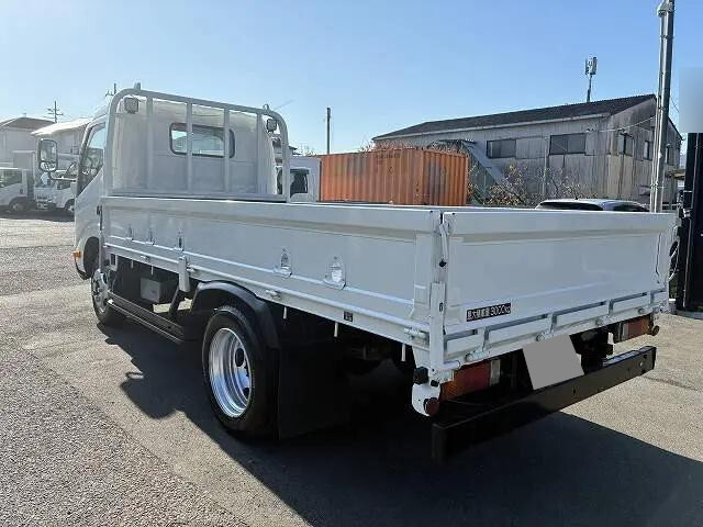 日野デュトロ平ボディ小型（2t・3t）[写真02]