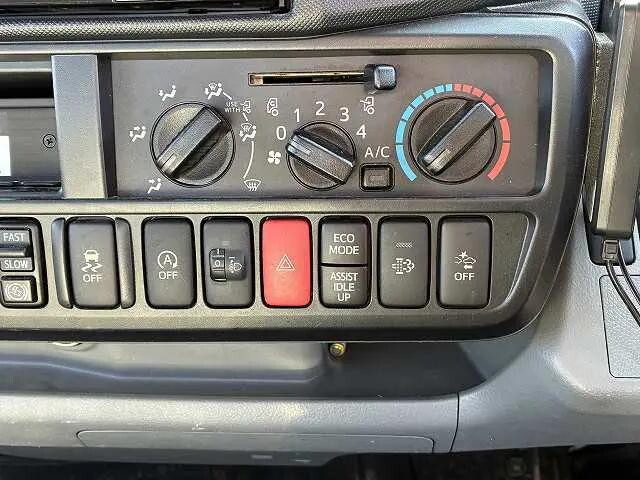 日野デュトロ平ボディ小型（2t・3t）[写真23]