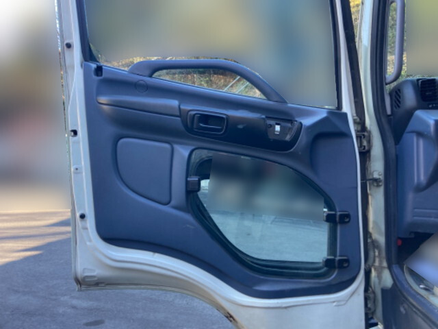 日野レンジャーセーフティローダー増トン（6t・8t）[写真26]