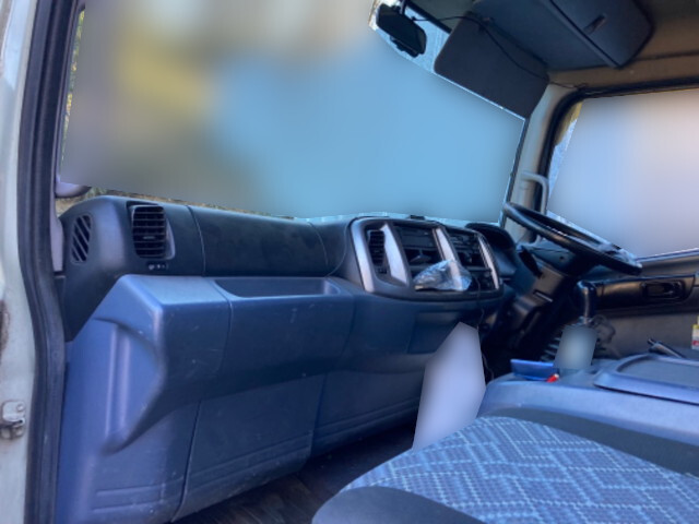 日野レンジャーセーフティローダー増トン（6t・8t）[写真28]