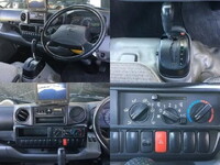 トヨタトヨエース平ボディ小型（2t・3t）[写真36]