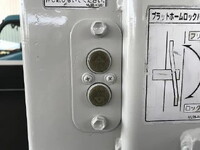 いすゞエルフ平ボディ小型（2t・3t）[写真23]