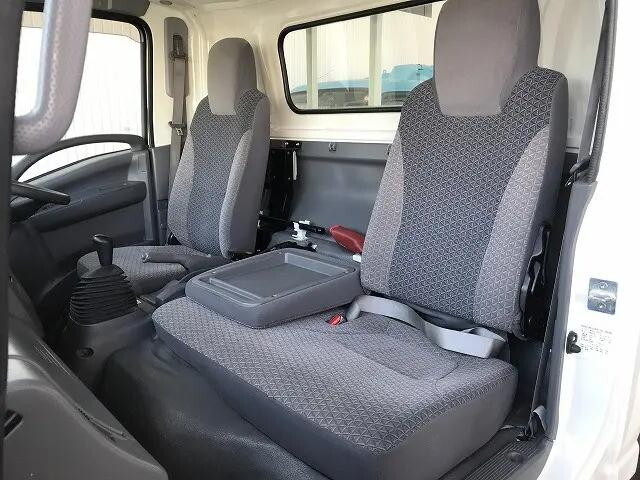 いすゞエルフ平ボディ小型（2t・3t）[写真25]