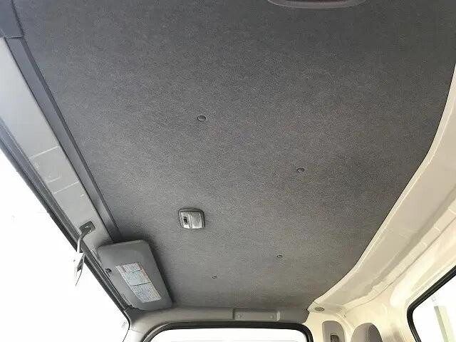 いすゞエルフ平ボディ小型（2t・3t）[写真26]