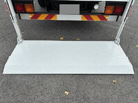 いすゞフォワードクレーン5段中型（4t）[写真13]