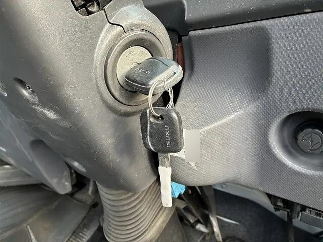 いすゞフォワードクレーン5段中型（4t）[写真27]