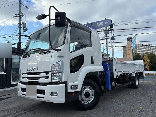 いすゞフォワードクレーン5段中型（4t）[写真03]