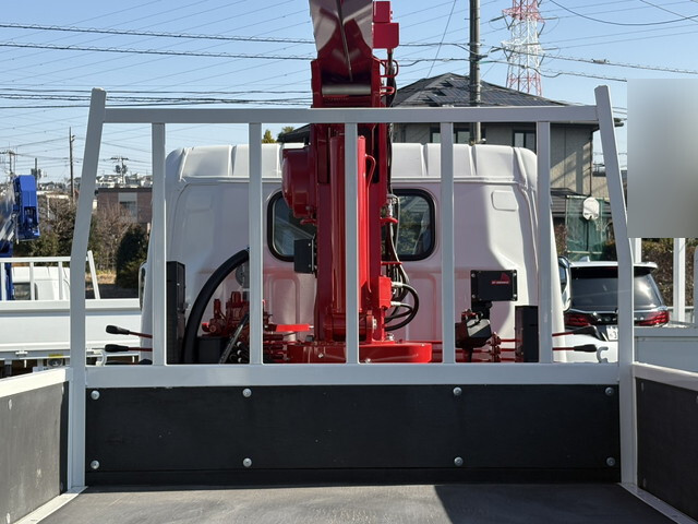 三菱ふそうキャンタークレーン4段小型（2t・3t）[写真13]