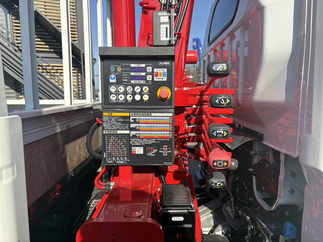 三菱ふそうキャンタークレーン4段小型（2t・3t）[写真18]