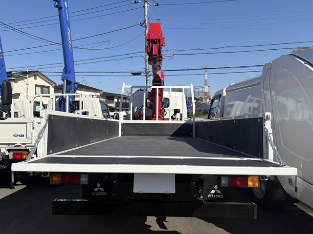 三菱ふそうキャンタークレーン4段小型（2t・3t）[写真09]