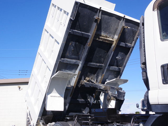 いすゞフォワード深ダンプ（土砂禁ダンプ）中型（4t）[写真10]