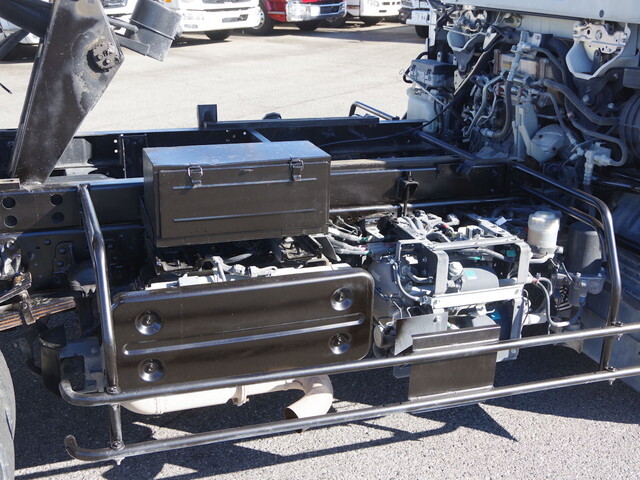 いすゞフォワード深ダンプ（土砂禁ダンプ）中型（4t）[写真13]