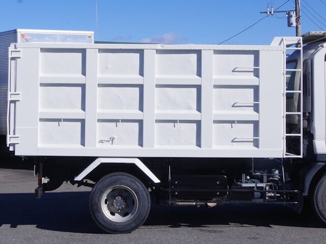 いすゞフォワード深ダンプ（土砂禁ダンプ）中型（4t）[写真15]