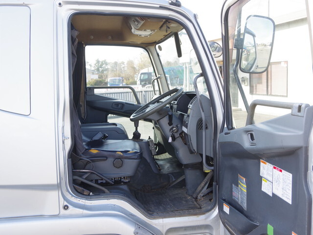 三菱ふそうファイターダンプ増トン（6t・8t）[写真34]