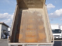 三菱ふそうファイターダンプ増トン（6t・8t）[写真06]