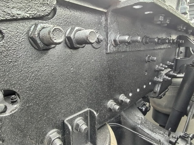 日野プロフィアトレーラーヘッド（トラクターヘッド）大型（10t）[写真15]