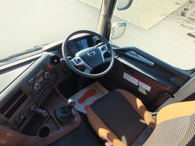 日野プロフィアトレーラーヘッド（トラクターヘッド）大型（10t）[写真21]