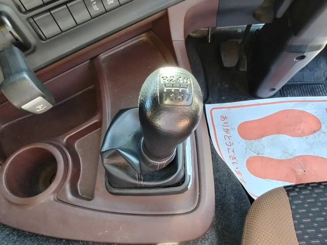 日野プロフィアトレーラーヘッド（トラクターヘッド）大型（10t）[写真22]