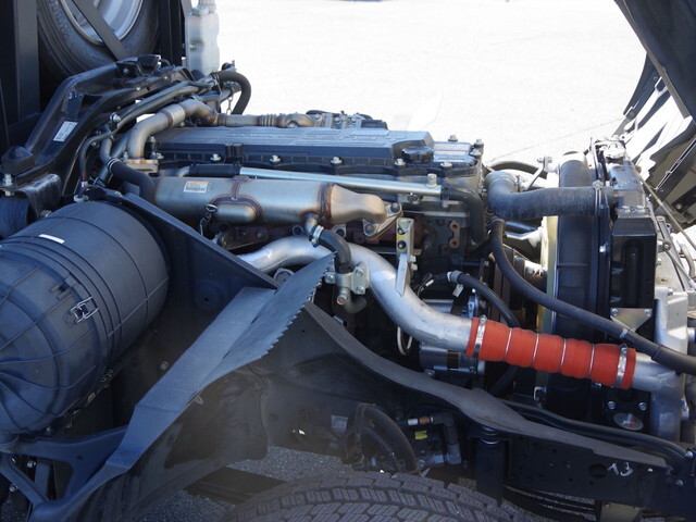 三菱ふそうファイターコンテナ専用車増トン（6t・8t）[写真26]