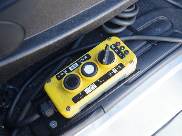 三菱ふそうファイターコンテナ専用車増トン（6t・8t）[写真31]