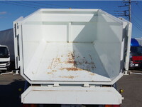 三菱ふそうファイターコンテナ専用車増トン（6t・8t）[写真06]