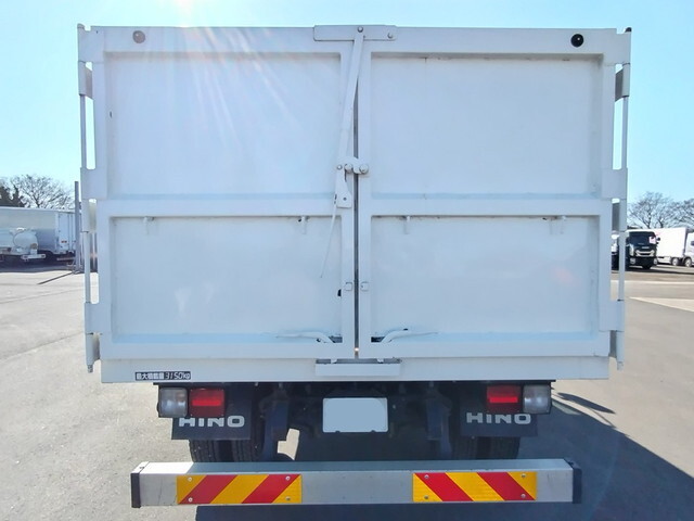 日野レンジャー深ダンプ（土砂禁ダンプ）中型（4t）[写真05]