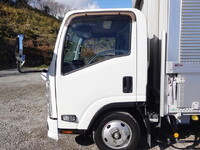 いすゞエルフアルミウイング小型（2t・3t）[写真11]