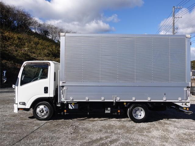 いすゞエルフアルミウイング小型（2t・3t）[写真08]