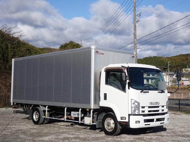 中古フォワードアルミバン