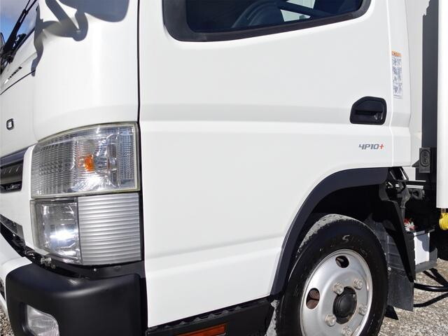 三菱ふそうキャンターアルミウイング小型（2t・3t）[写真05]