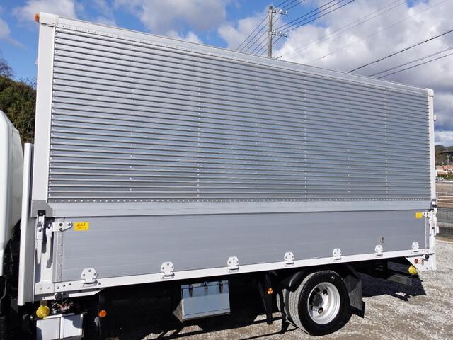 三菱ふそうキャンターアルミウイング小型（2t・3t）[写真07]
