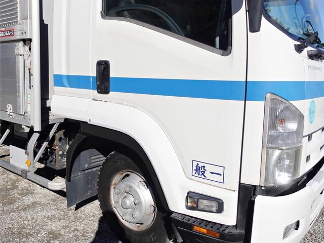 いすゞフォワードアルミウイング中型（4t）[写真05]