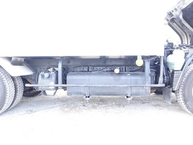 三菱ふそうキャンター冷凍車（冷蔵車）小型（2t・3t）[写真20]