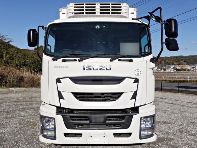 いすゞギガ冷凍車（冷蔵車）大型（10t）[写真04]