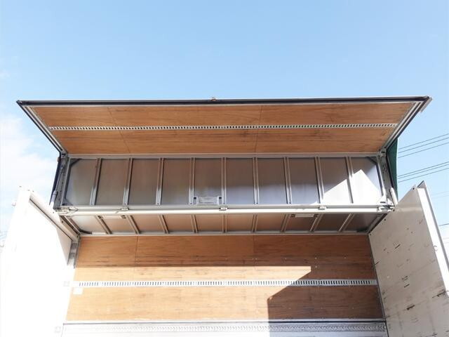 いすゞフォワードアルミウイング中型（4t）[写真11]