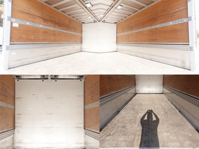 いすゞフォワードアルミウイング中型（4t）[写真13]