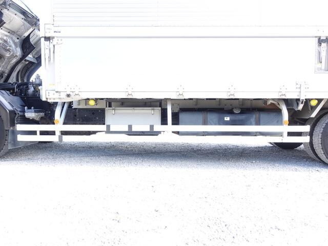 いすゞフォワードアルミウイング中型（4t）[写真20]