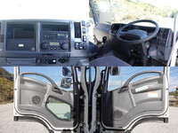 いすゞフォワードアルミウイング中型（4t）[写真23]