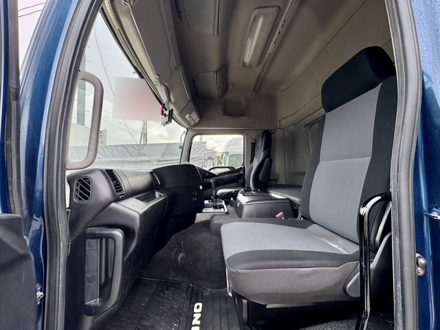 日野プロフィアアルミウイング大型（10t）[写真10]