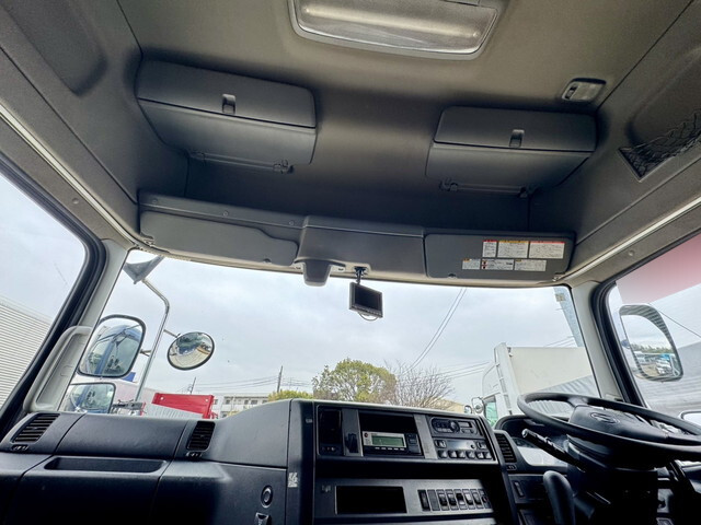 日野プロフィアアルミウイング大型（10t）[写真11]